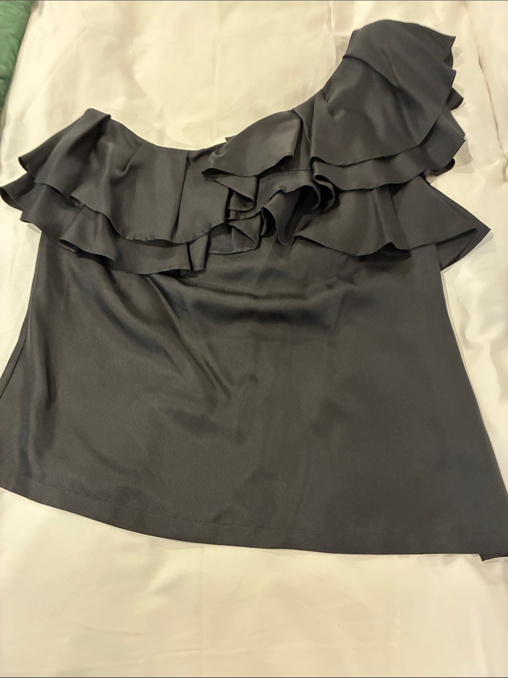 Exquisite Banana Republic 100% Silk Black Ruffled One-Sleeve Top